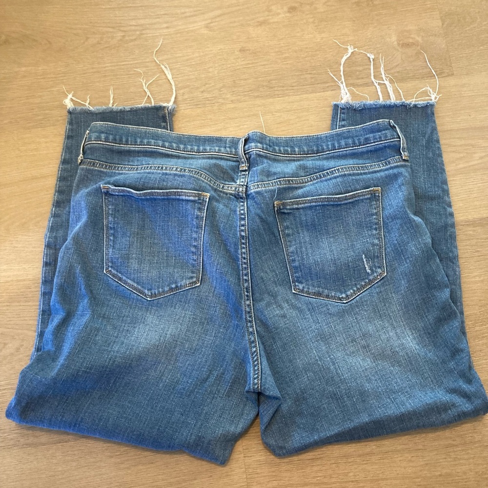 GAP 34R Stretchy Raw Edge Jeans